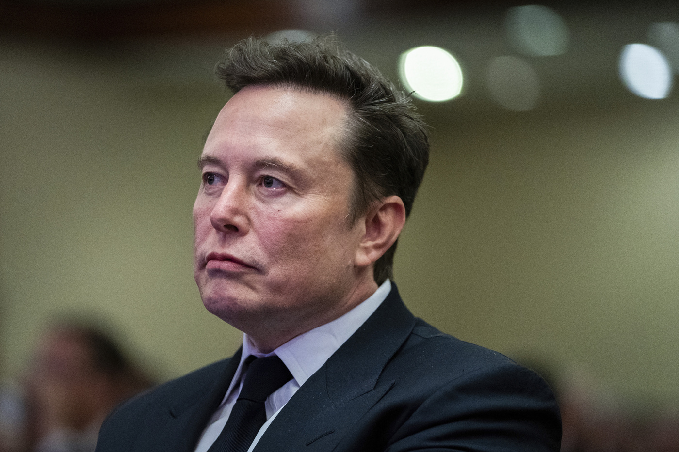 Usa, le autorità federali fanno causa a Musk per l’acquisto di Twitter