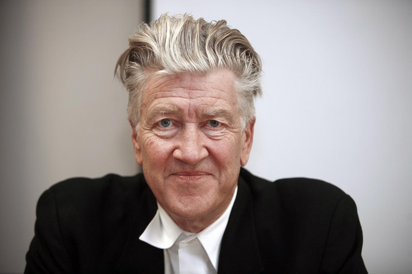 Morto David Lynch, il regista aveva 78 anni