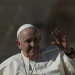 Tv: il 2025 di Fazio comincia con Papa Francesco e Cecilia Sala