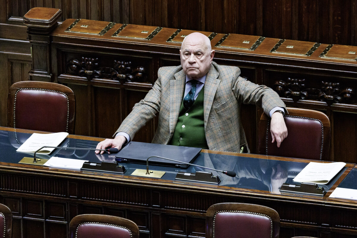 Scudo penale per gli agenti, Nordio rassicura: “Non è inteso come impunità” Scudo penale per gli agenti, Nordio rassicura: “Non è inteso come impunità”
