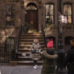 Sex and the City, la casa di Carrie Bradshow avrà un cancello per allontanare i fan