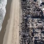 Incendi Los Angeles, le case di Malibu bruciate viste dall’alto