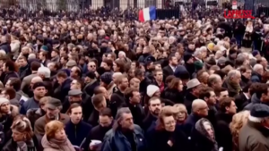 Parigi, oltre mille persone alla messa per Jean-Marie Le Pen