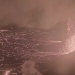 Hawaii, continua l’eruzione del vulcano Kilauea: zampilli di lava