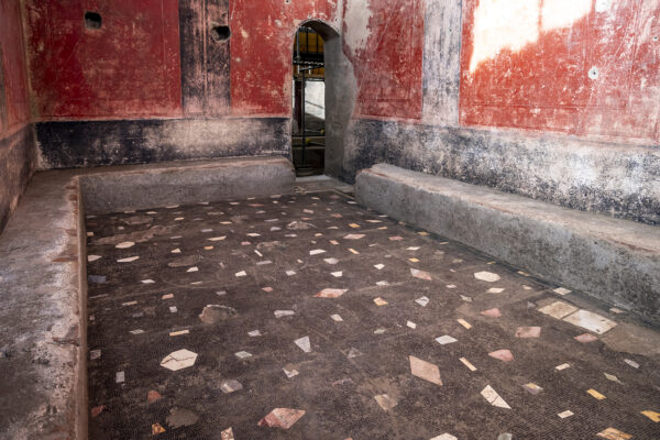 Pompei, scoperte terme private con sala per banchetti ‘elettorali’