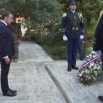 Macron in Libano, corona di fiori al Milite Ignoto a Beirut