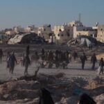 Gaza, i palestinesi tornano in quel che resta delle loro case a Rafah