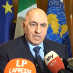 Difesa, Crosetto: “Inviare ufficiali in Ucraina per imparare a difendersi sul campo”