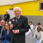 Palermo, Mattarella a sorpresa alla scuola ‘De Amicis’: “Per me bel motivo di soddisfazione essere qui”