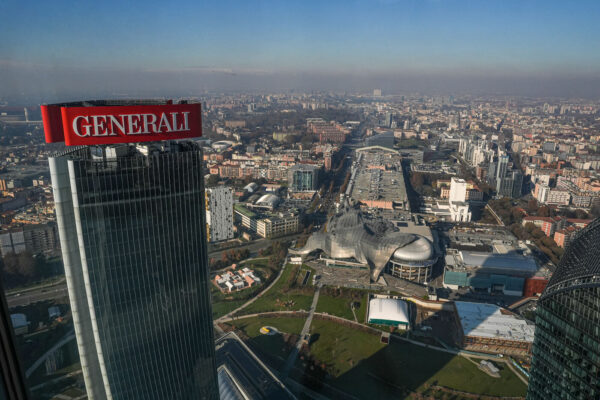 Generali: firmato Mou per joint venture con Natixis, 1900 miliardi in gestione