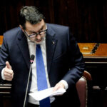 Caos Treni, Salvini: “Da anni rete oggetto attacchi, Italia non si fa intimidire”