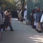 Afghanistan, leader talebano torna a Kabul dopo scambio prigionieri con Usa