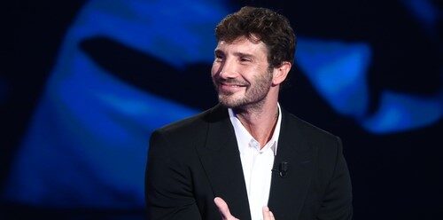 Violata privacy di Stefano De Martino, video privato finisce online Violata privacy di Stefano De Martino, video privato finisce online