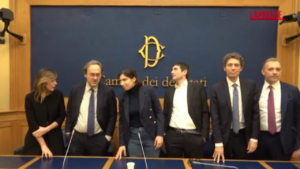 Scarcerazione Almasri, opposizioni unite: “Meloni riferisca in aula”
