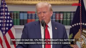 Usa, Trump su Cina: “Pensiamo a dazi del 10%”