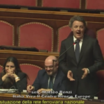 Renzi contro Salvini: “Mi aspetto si vesta come i Village People”