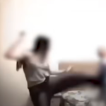 Video shock di Borrelli, ragazza tira un calcio a un bimbo: “Stiamo verificando”