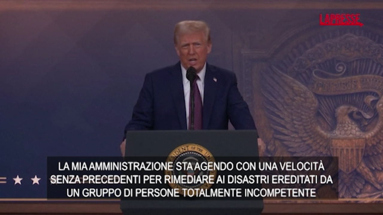 Davos, Trump: “Abbiamo ereditato il caos economico da incompetenti”