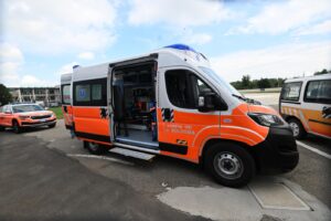 Bologna, ospedale Maggiore,donazione al 118 dI una ambulanza da parte della famigliaAzzolini