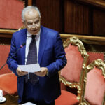 Piantedosi: “Almasri rimpatriato in Libia perché pericoloso”. Opposizioni all’attacco