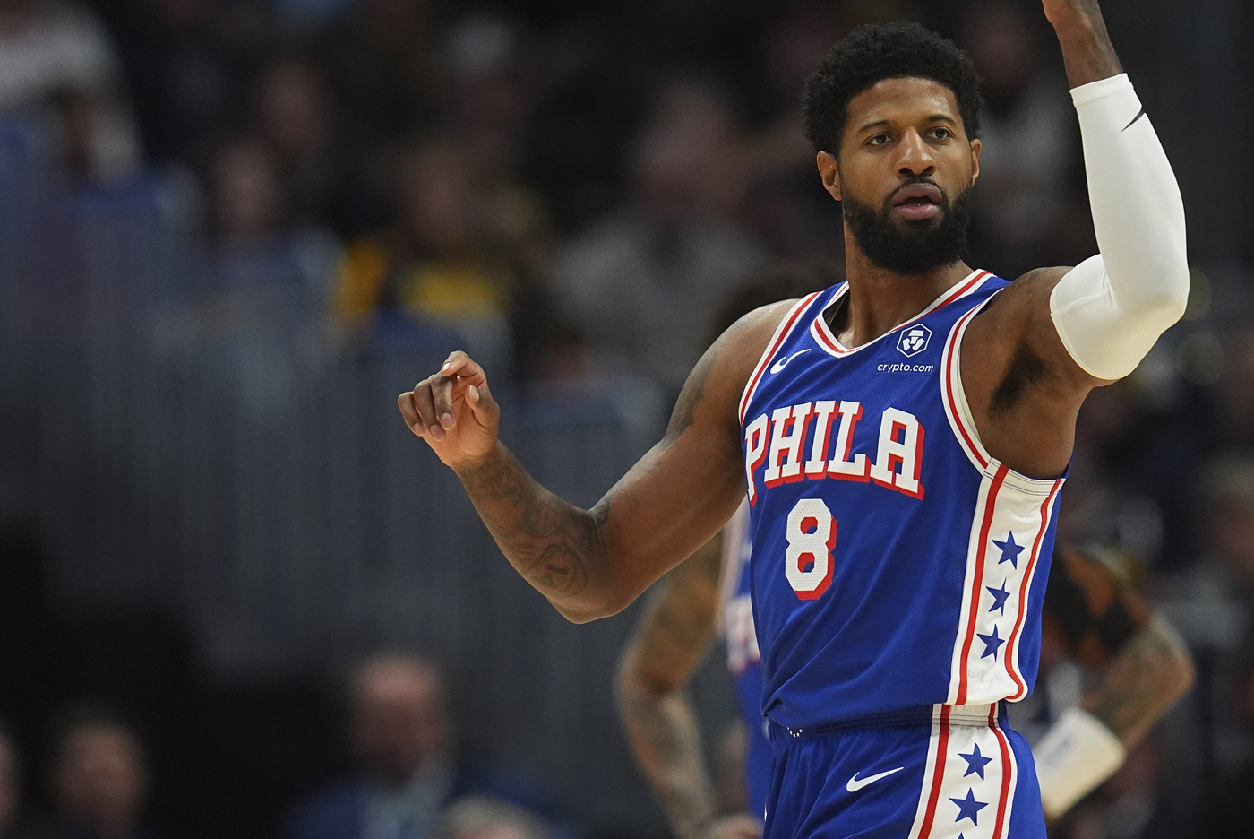 Nba, Philadelphia ferma i Cleveland Cavaliers