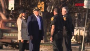 Incendi Los Angeles, Trump visita Pacific Palisades