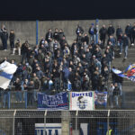 Novara, tifoso Pro Patria cade dalla curva in fossato stadio: è gravissimo