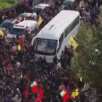 Ramallah, arrivati detenuti palestinesi rilasciati da Israele: festeggiamenti