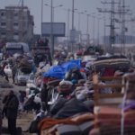 Gaza, i palestinesi provano a raggiungere il nord della Striscia