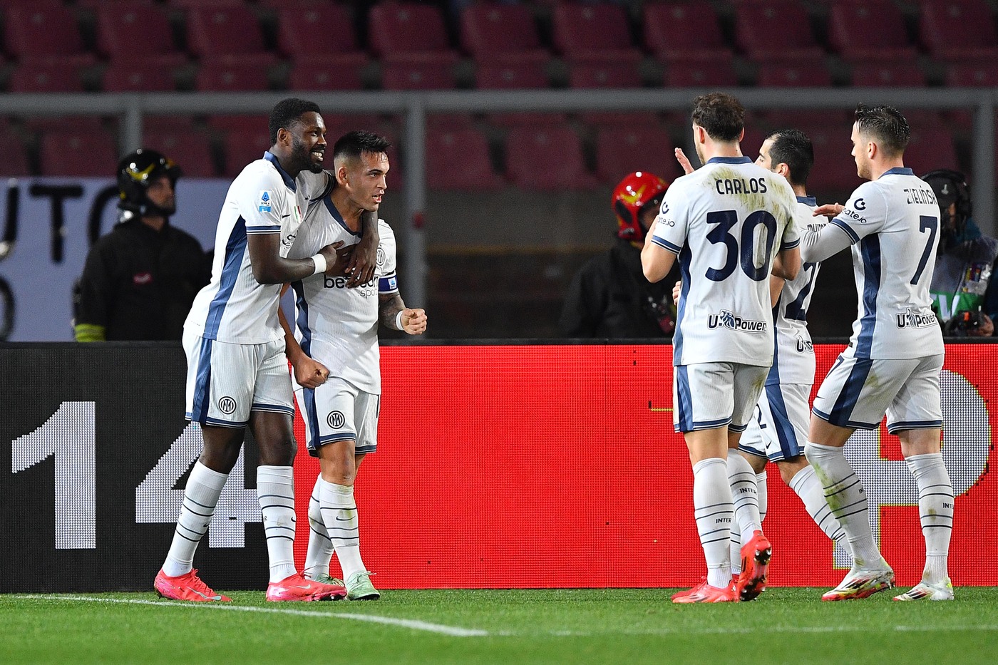 Serie A, l’Inter travolge il Lecce: 4 0 per i nerazzurri