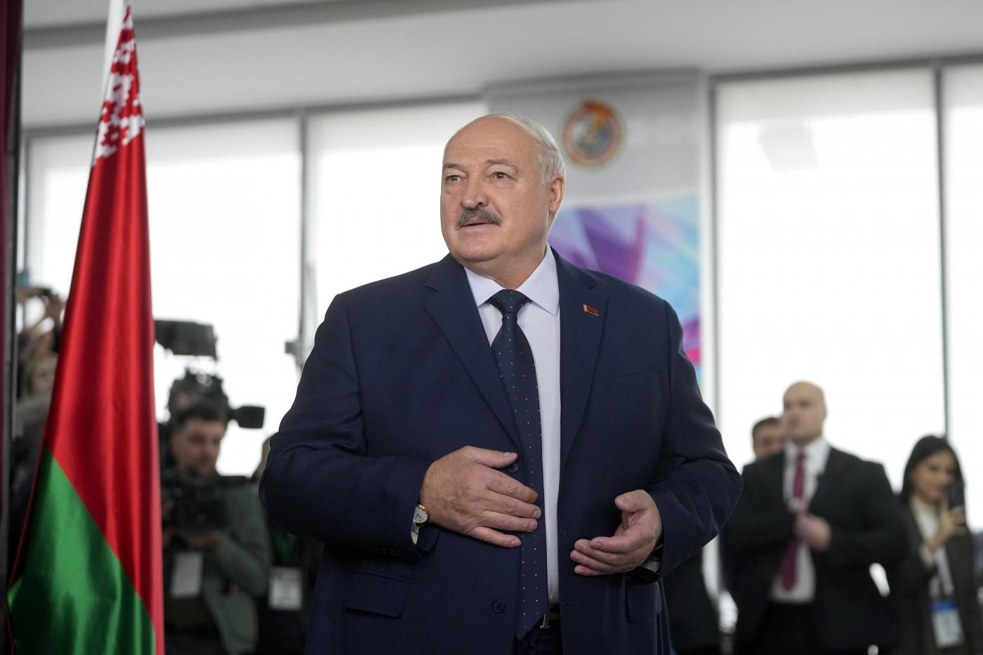 Bielorussia, Lukashenko rieletto con 87,6% dei voti