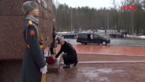 Russia, Putin commemora l’anniversario della fine dell’assedio di Leningrado