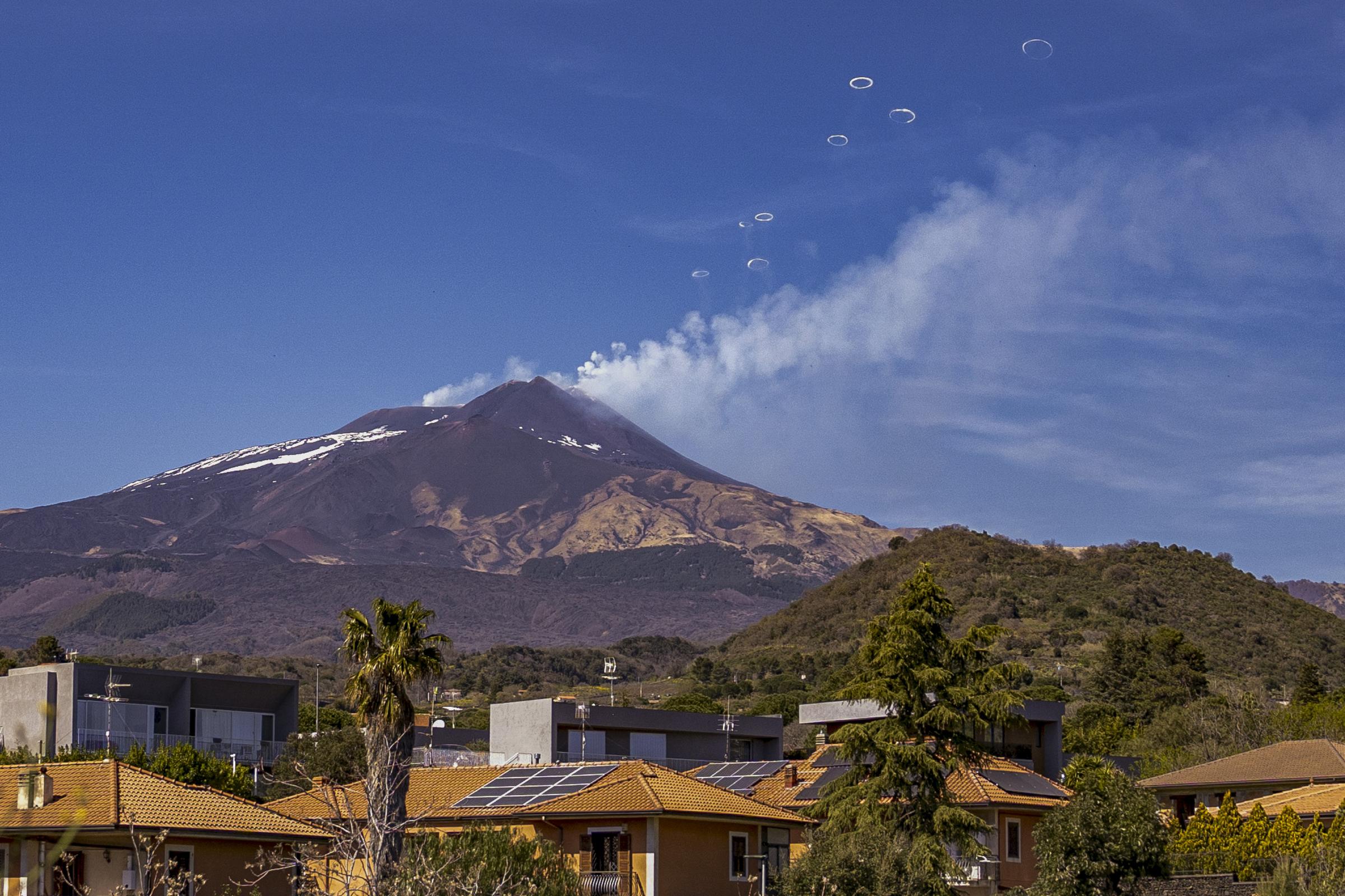Tre incidenti sull’Etna, morti un 60enne e un 17enne