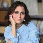 Martina Pucciarelli, ex testimone di Geova: “Patriarcato e niente feste o compleanni. Ma uscire si può”