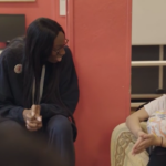 Povertà educativa, Paula Egonu incontra i bambini del Punto Luce di Milano di Save the Children