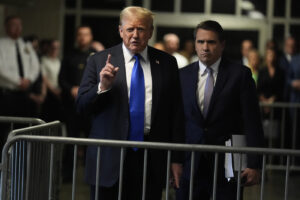 Donald Trump colpevole: dichiarazioni dell'ex presidente ai media davanti al tribunale penale di Manhattan