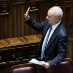 Oms, Schillaci: “No uscita ma analizzare spese e risorse”