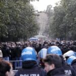 Roma, blitz contro navette tifosi Eintracht: fermati quattro romanisti