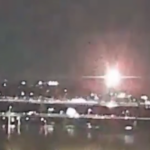 Washington, incidente tra aereo e elicottero: il momento dello schianto