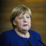 Germania, Merkel critica Merz per inasprimento politiche migratorie:  “Sbagliato il voto con AfD”