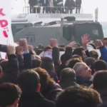 Turchia, migliaia di supporter a sostegno del sindaco davanti al tribunale di Istanbul