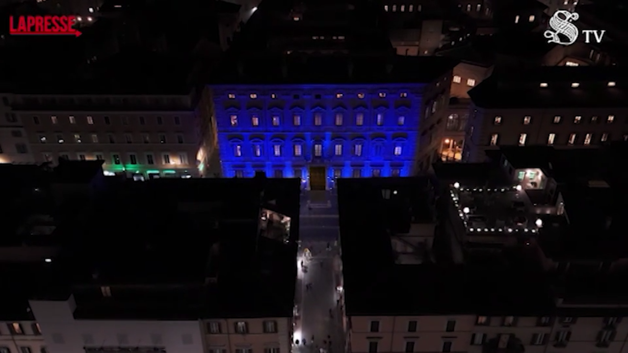 Giornata delle vittime civili delle guerre, palazzo Madama s’illumina di blu