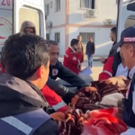 Gaza, 50 bimbi palestinesi malati e feriti attraversano il valico di Rafah