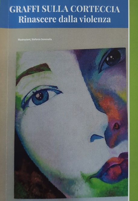 La copertina del libro 'Graffi sulla Corteccia'
