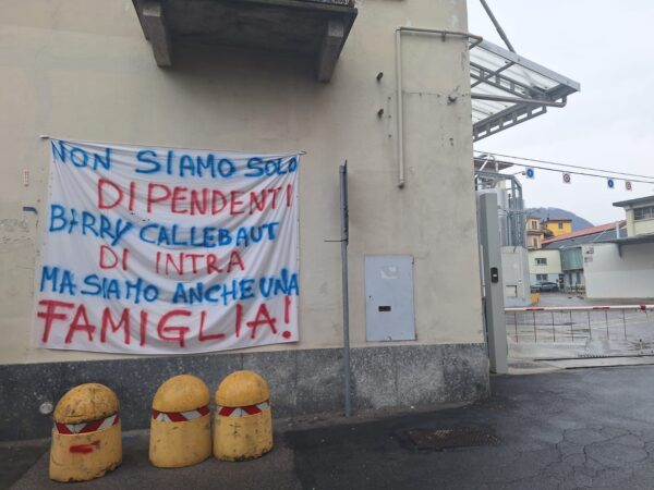 Verbania, i lavoratori della Barry Callebaut bloccano a oltranza la produzione