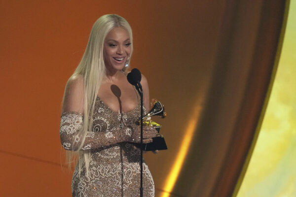 Grammy Awards 2025, trionfo di Beyoncé: ‘Cowboy Carter’ è l’album dell’anno