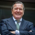 Germania, Schroeder ricoverato in ospedale per burnout