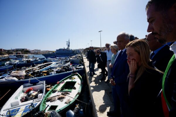 Emergenza migranti - Giorgia Meloni e la presidente della Commissione europea Ursula von der Leyen a Lampedusa