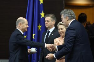 Riunione della Commissione Europea presso la sede centrale dell'UE a Bruxelles.