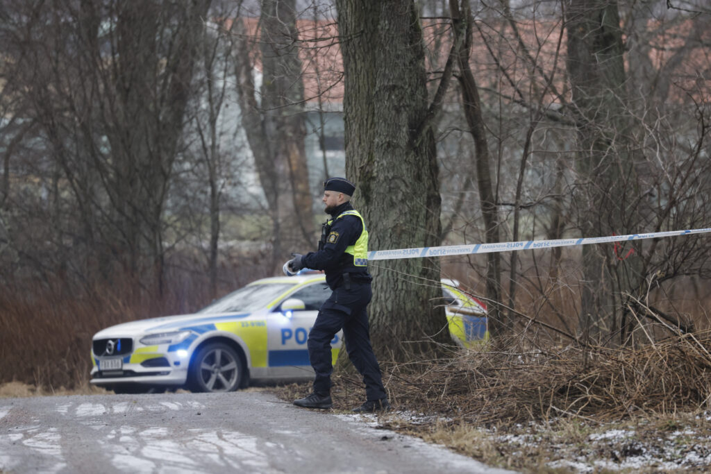 Svezia, spari in scuola per adulti a Orebro: almeno cinque persone colpite